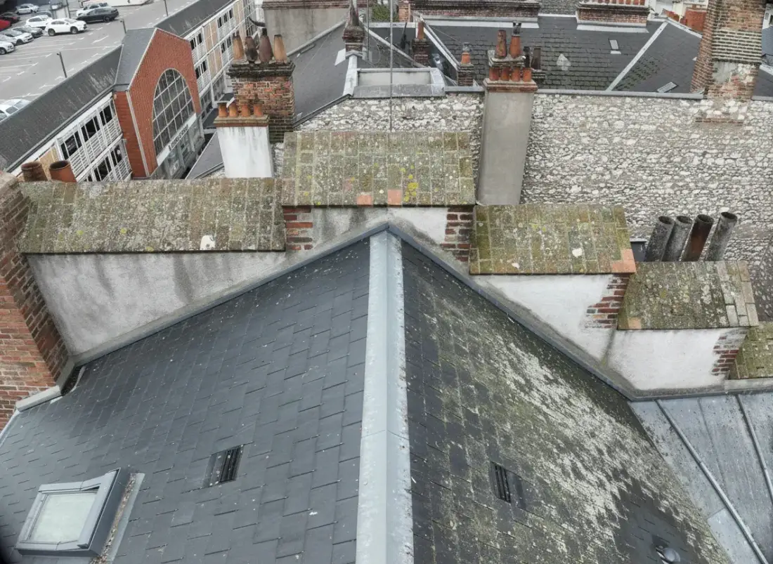Inspection de toiture par drone en Loire-Atlantique Inspection de toiture par drone en Loire-Atlantique